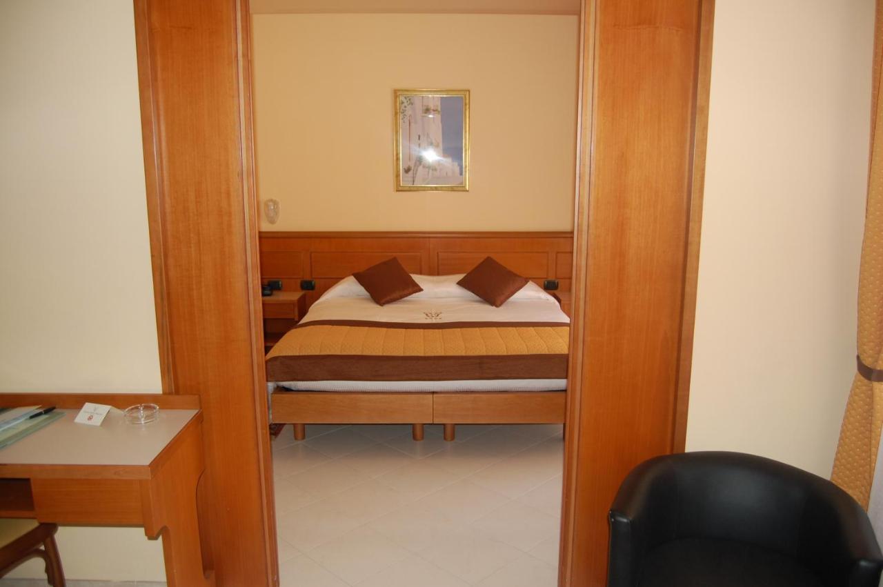 Grand Hotel Moroni Finale Ligure Esterno foto