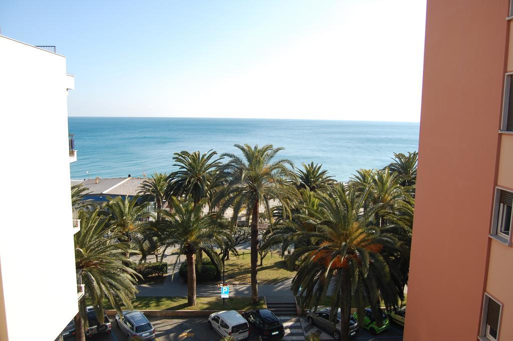 Grand Hotel Moroni Finale Ligure Camera foto