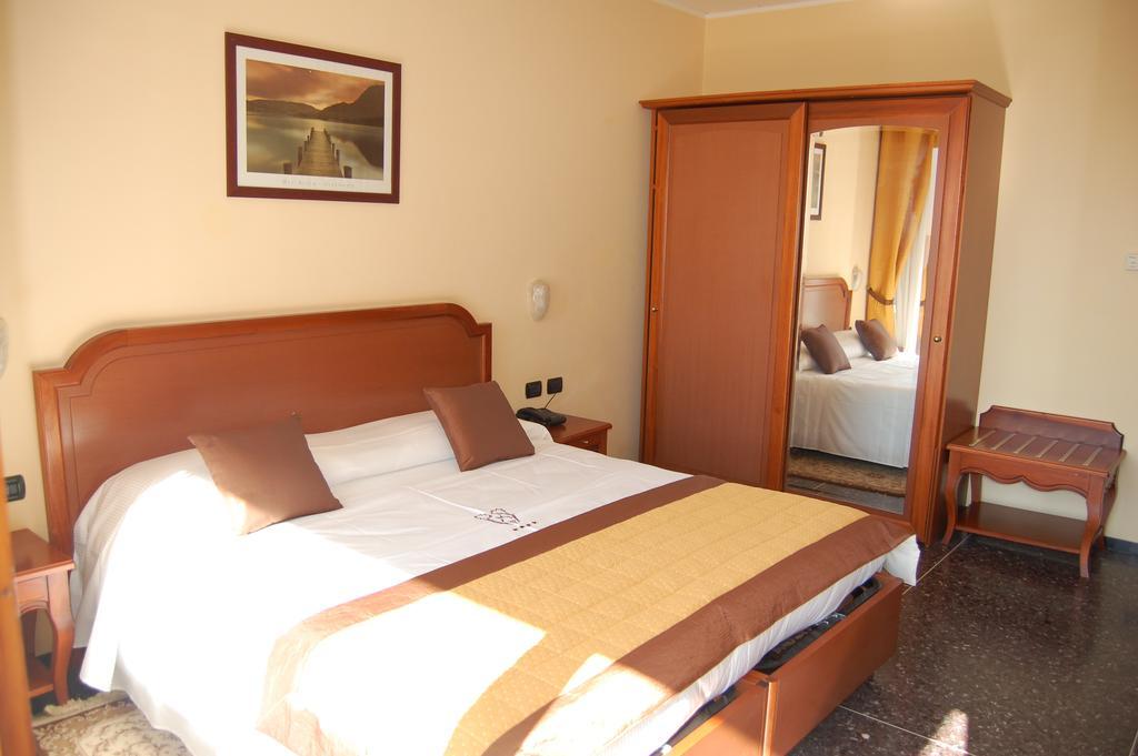 Grand Hotel Moroni Finale Ligure Camera foto