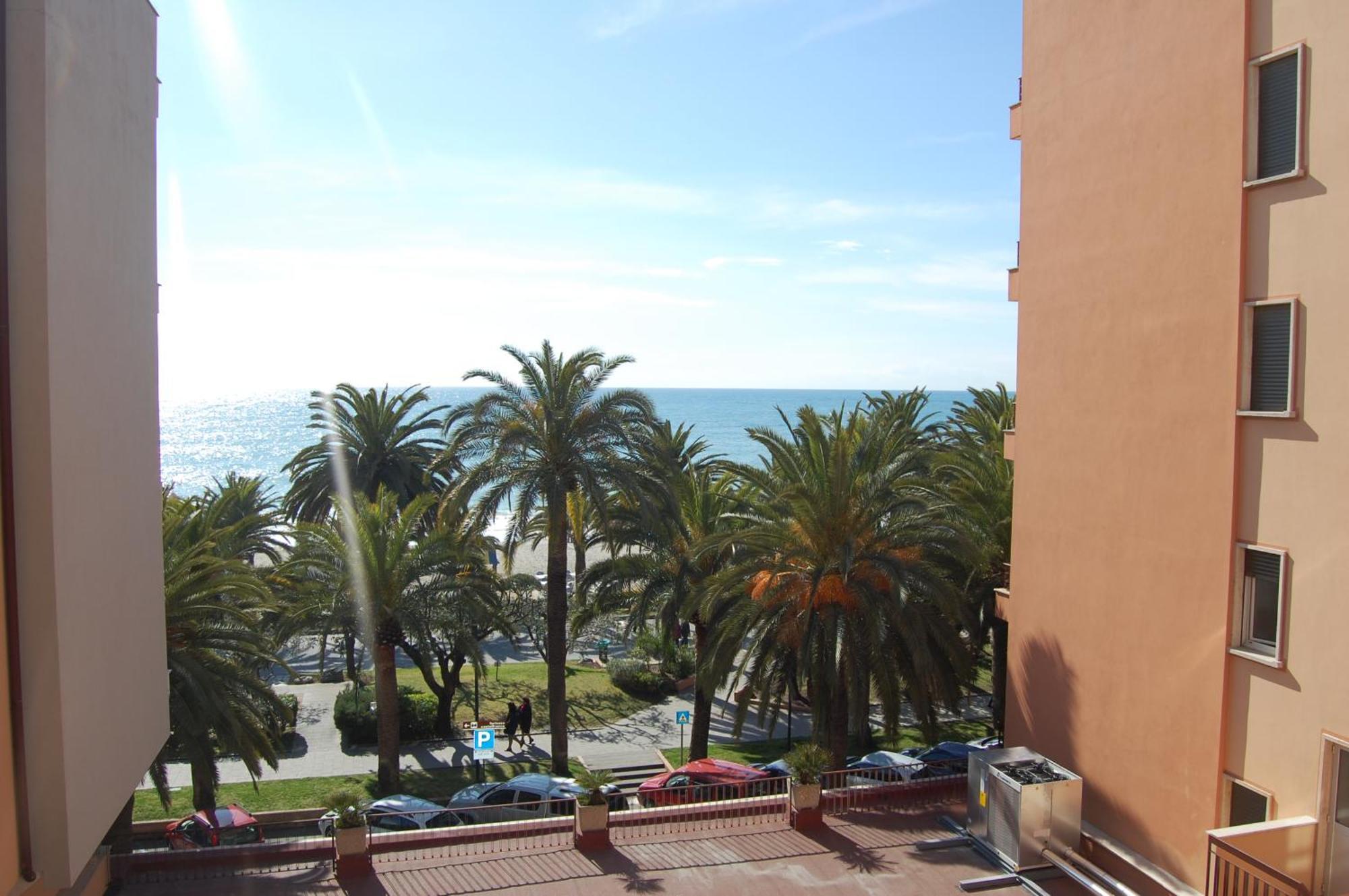 Grand Hotel Moroni Finale Ligure Esterno foto