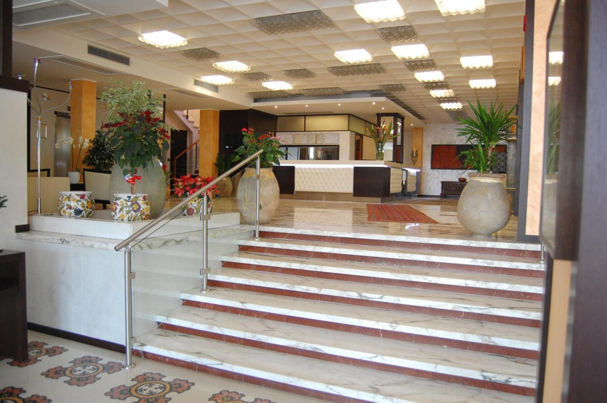 Grand Hotel Moroni Finale Ligure Esterno foto
